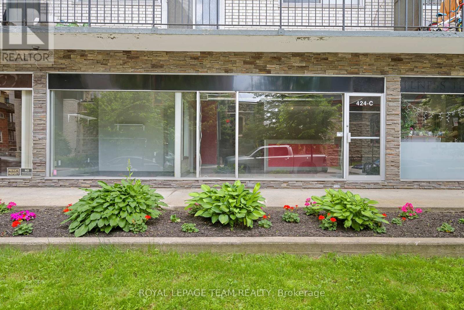 Retail for Rent in Ottawa – C – 424 QUEEN STREET, Ottawa – MLS# X13517080 - Image 1