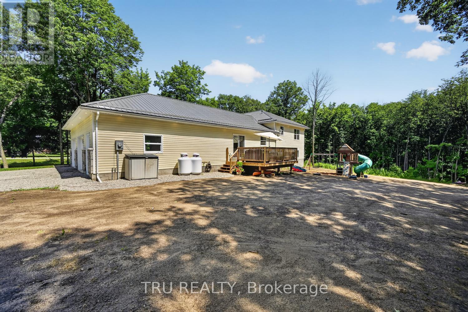 2 BAKER ROAD - 10