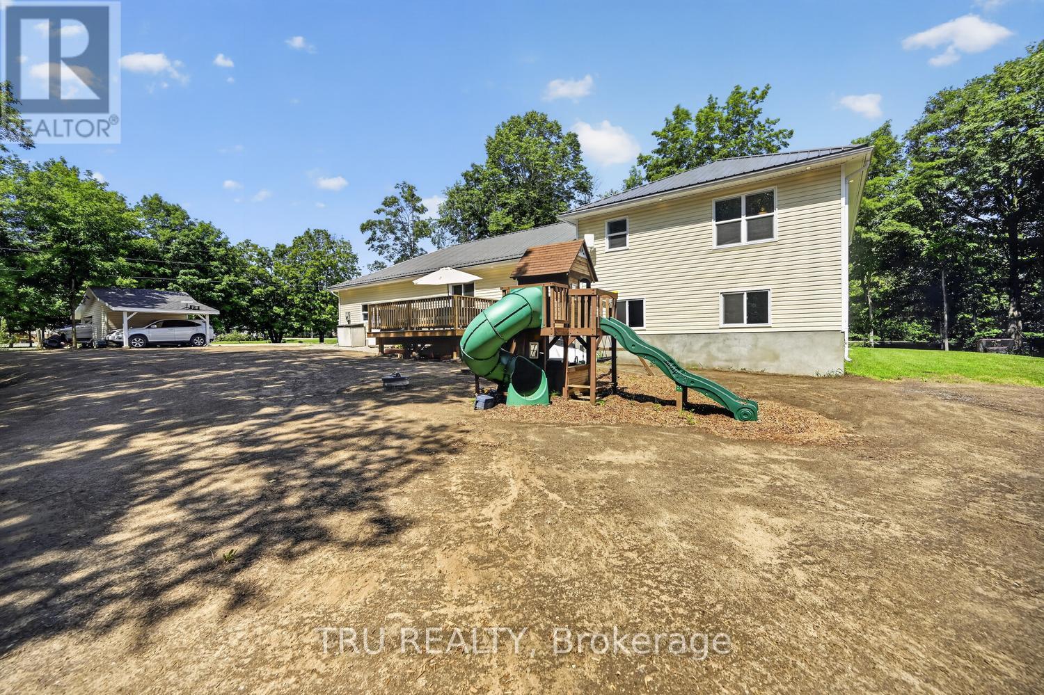 2 BAKER ROAD - 11