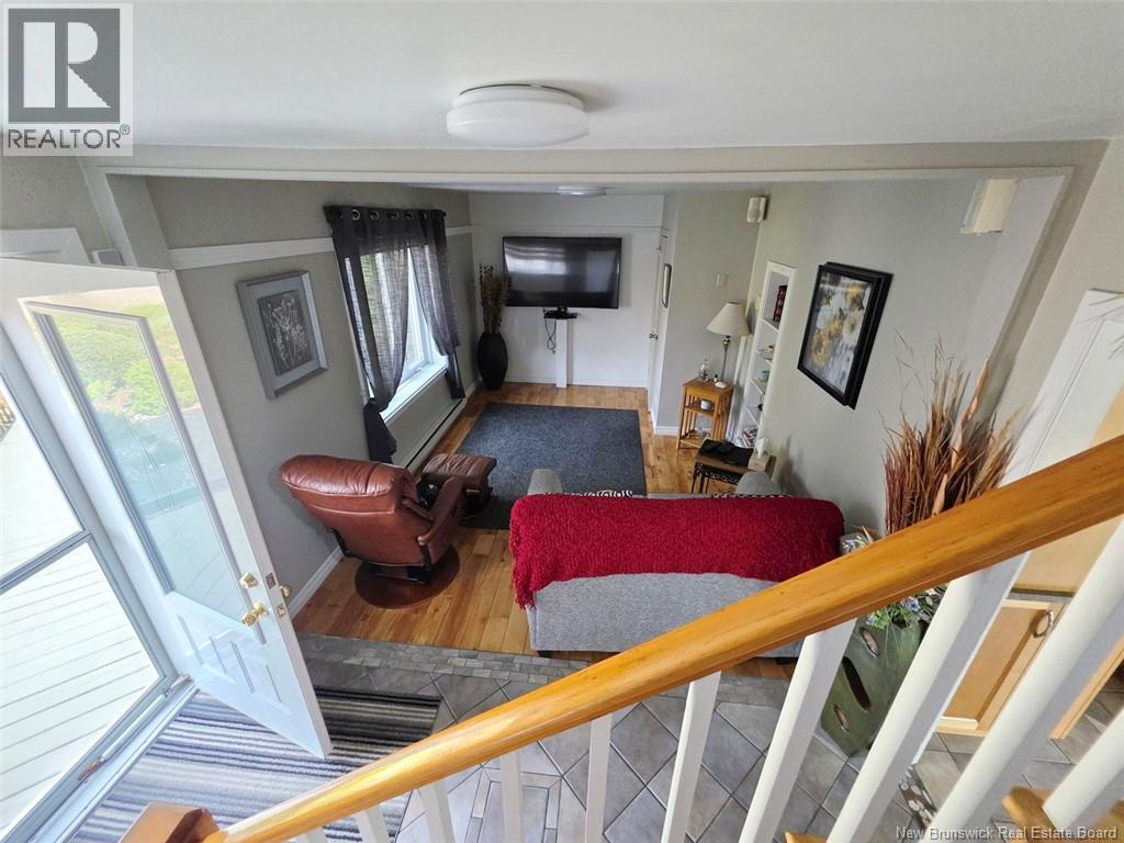 35 Ordonnance Avenue - Image 2