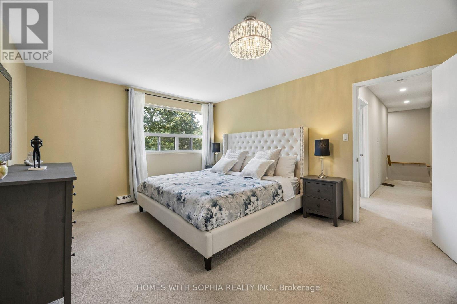 34 RUSTYWOOD DRIVE - 30