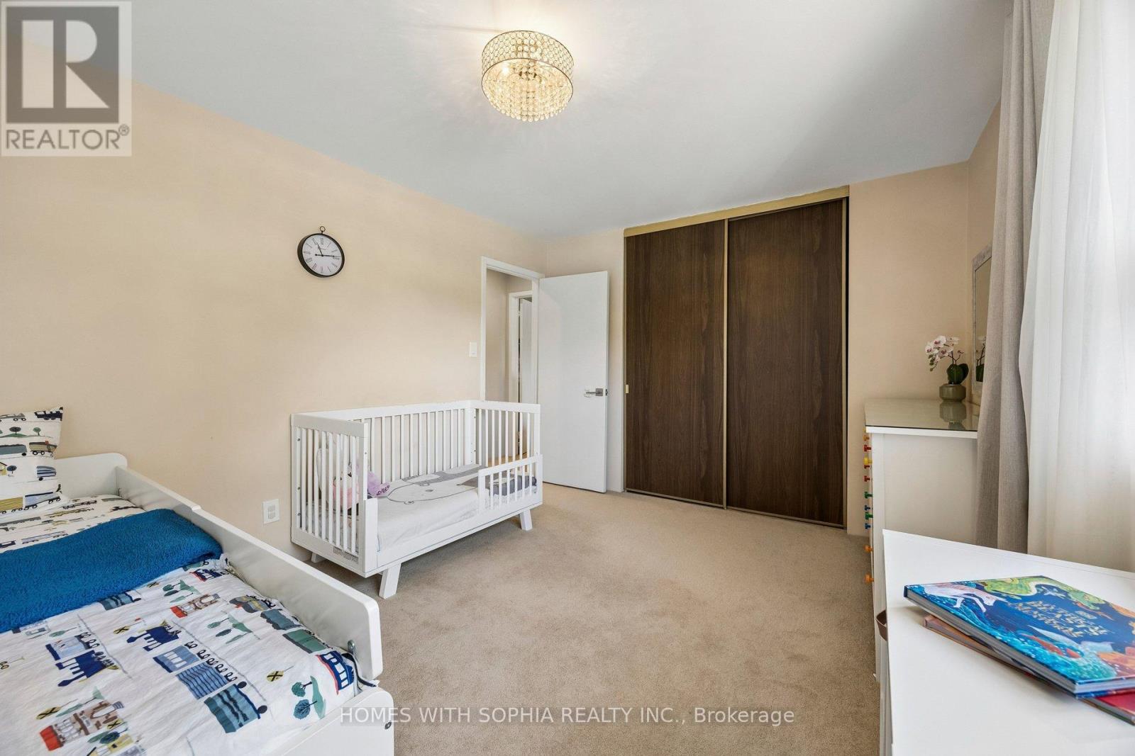 34 RUSTYWOOD DRIVE - 38