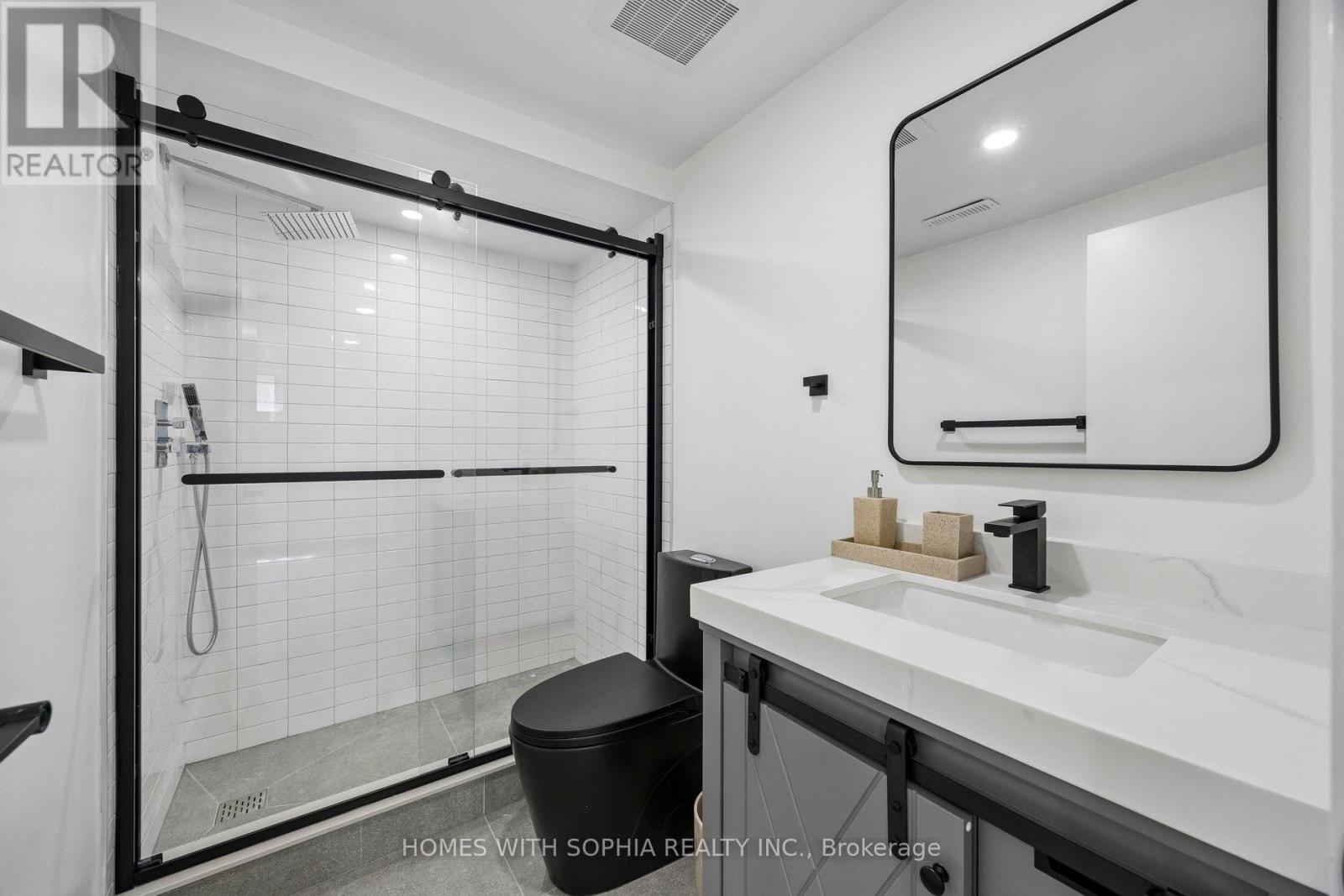 34 RUSTYWOOD DRIVE - 45