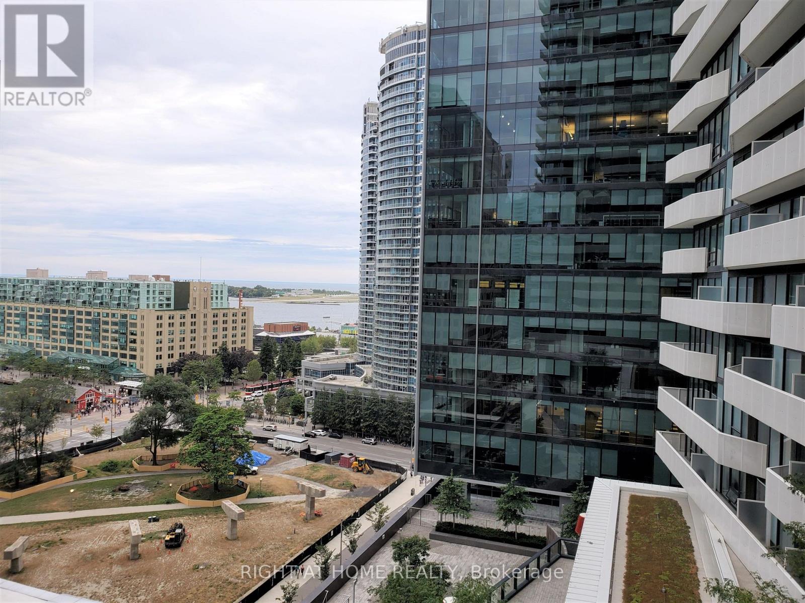 #1401 88 HARBOUR STREET - 8