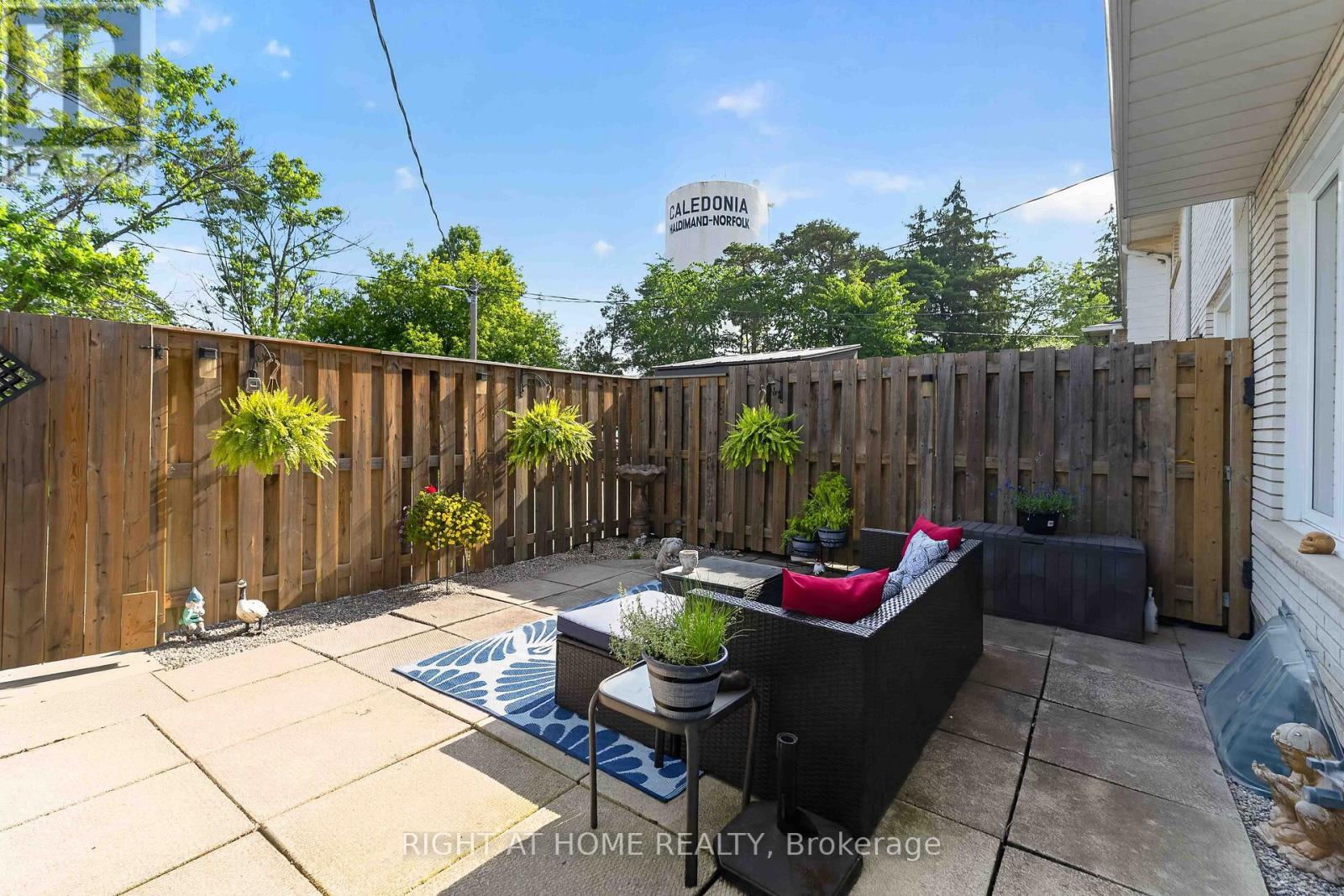 #6 50 HADDINGTON STREET - 26