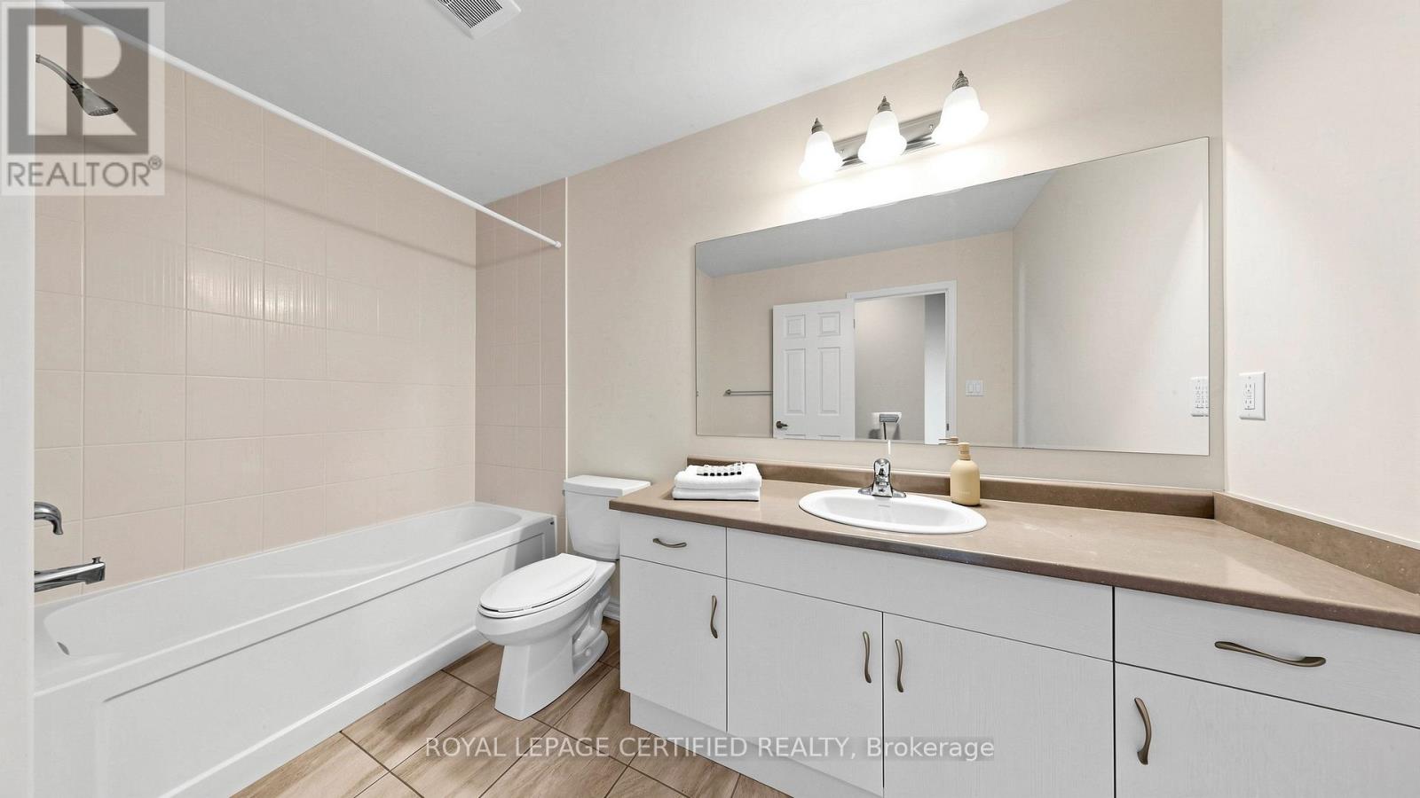 1031 CAMEO STREET - 28