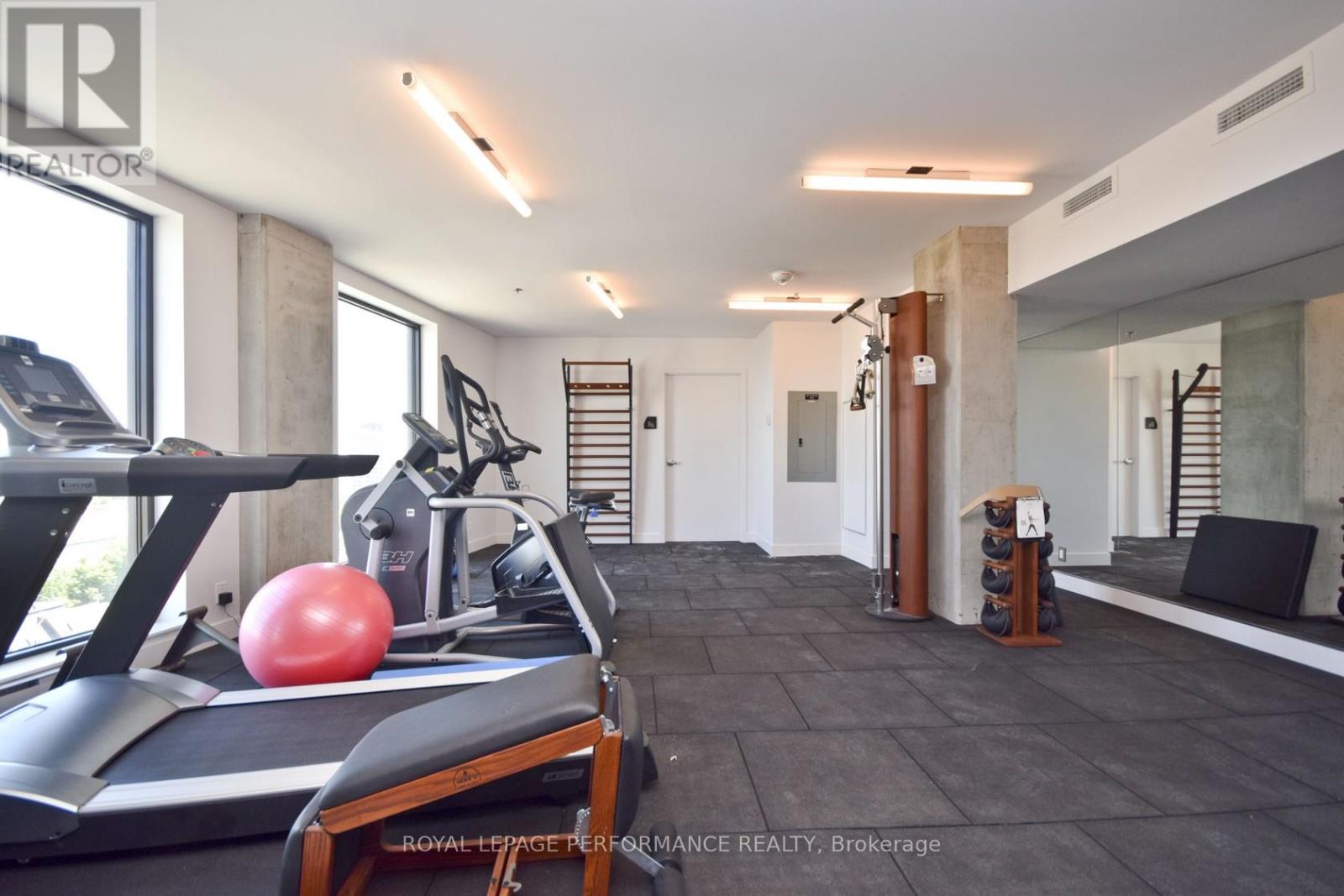 #2109 20 DALY AVENUE - 28