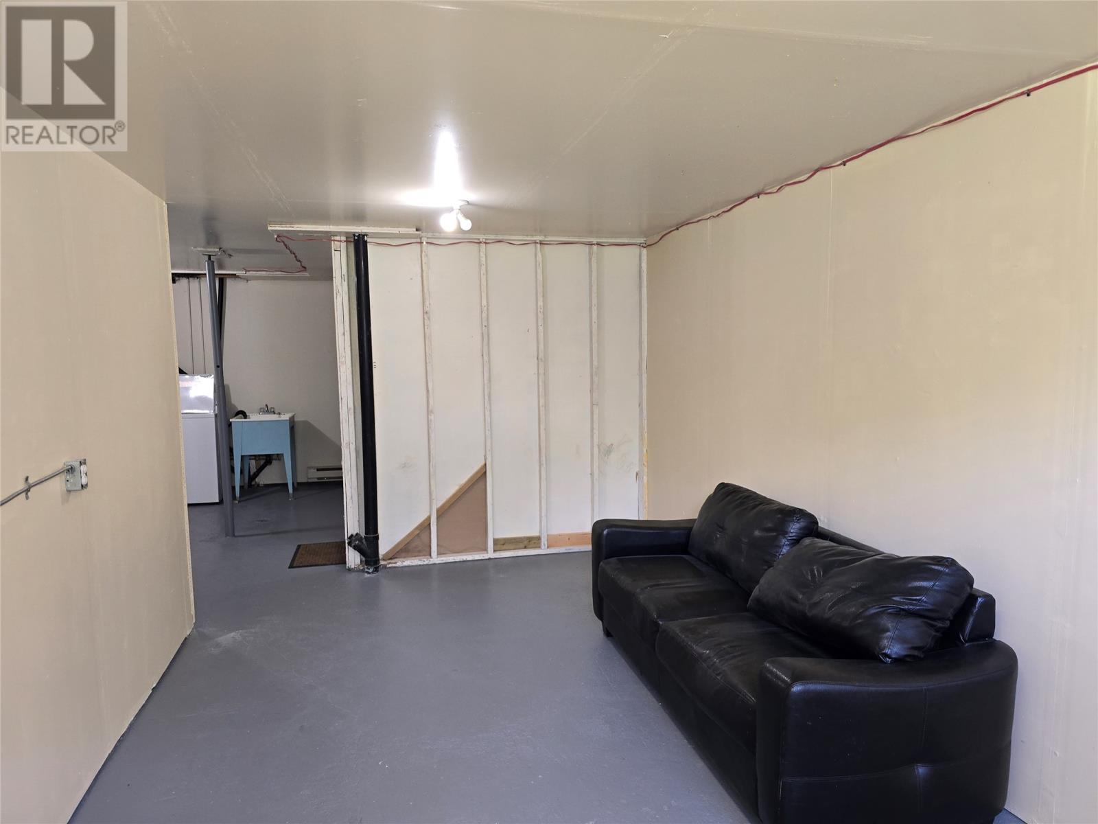 940 Cashin Avenue - 33