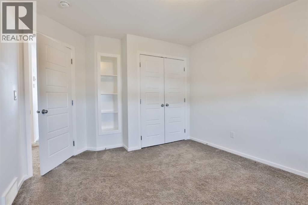 1374 Pacific Circle W — photo 21