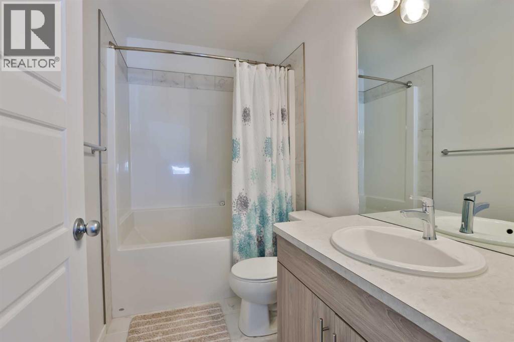 1374 Pacific Circle W — photo 17