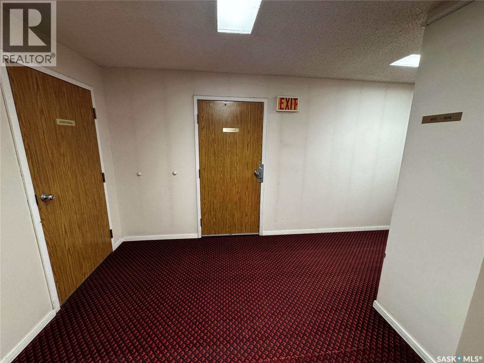 303 2125 Osler STREET — photo 21