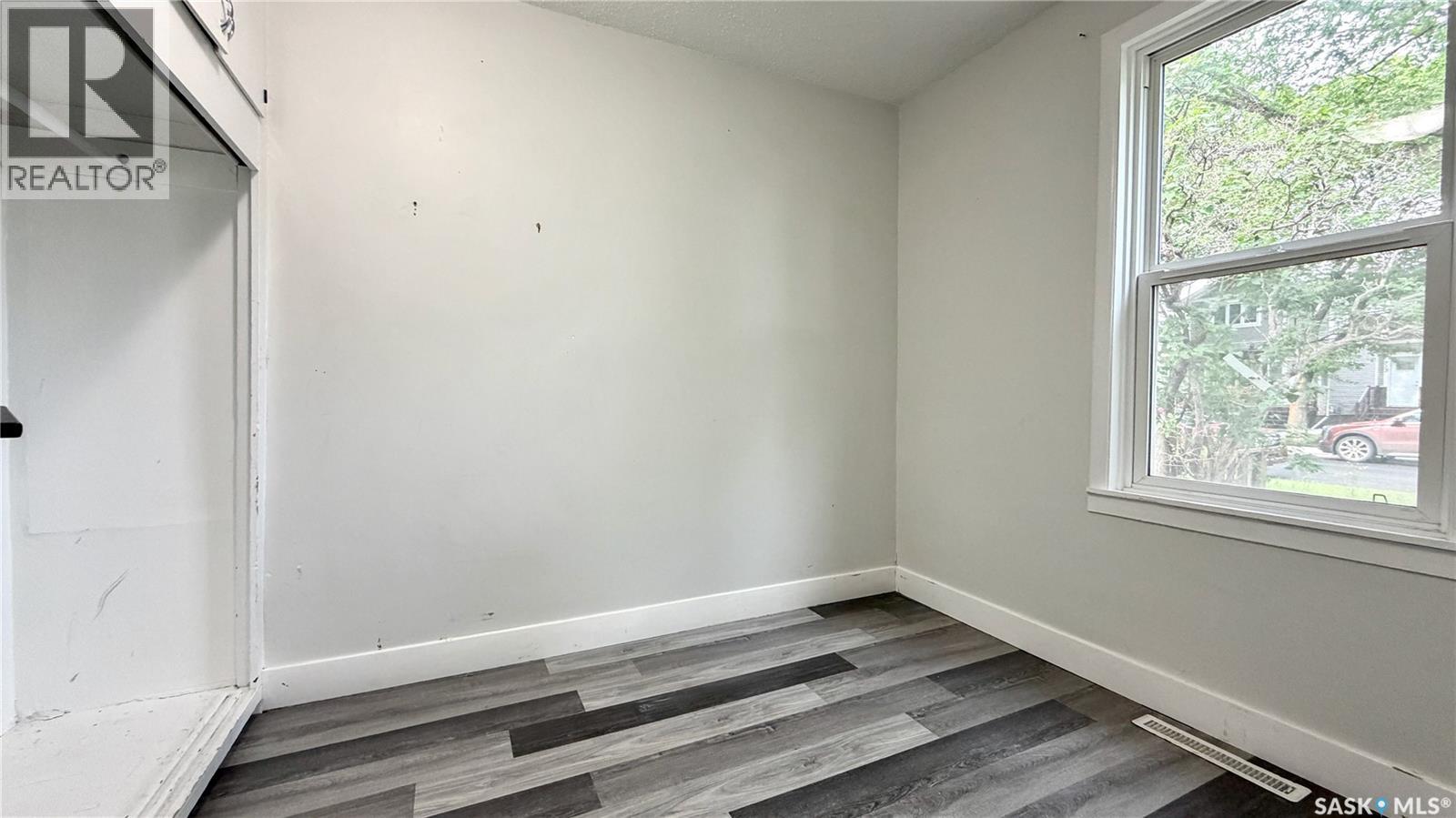 710 M AVENUE S - 11