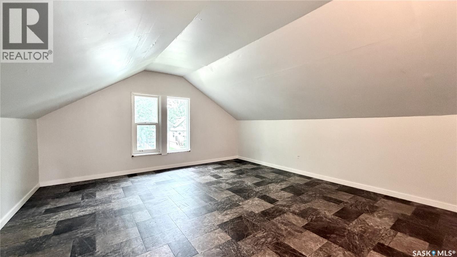 710 M AVENUE S - 16