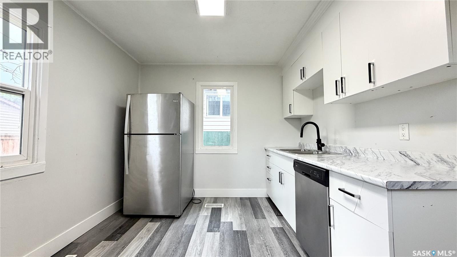 710 M AVENUE S - 5