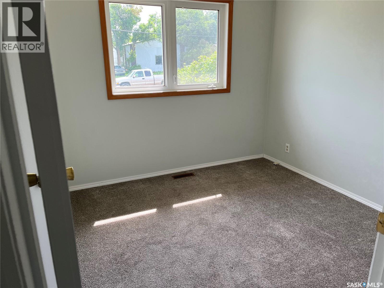 11 A AVENUE - 10