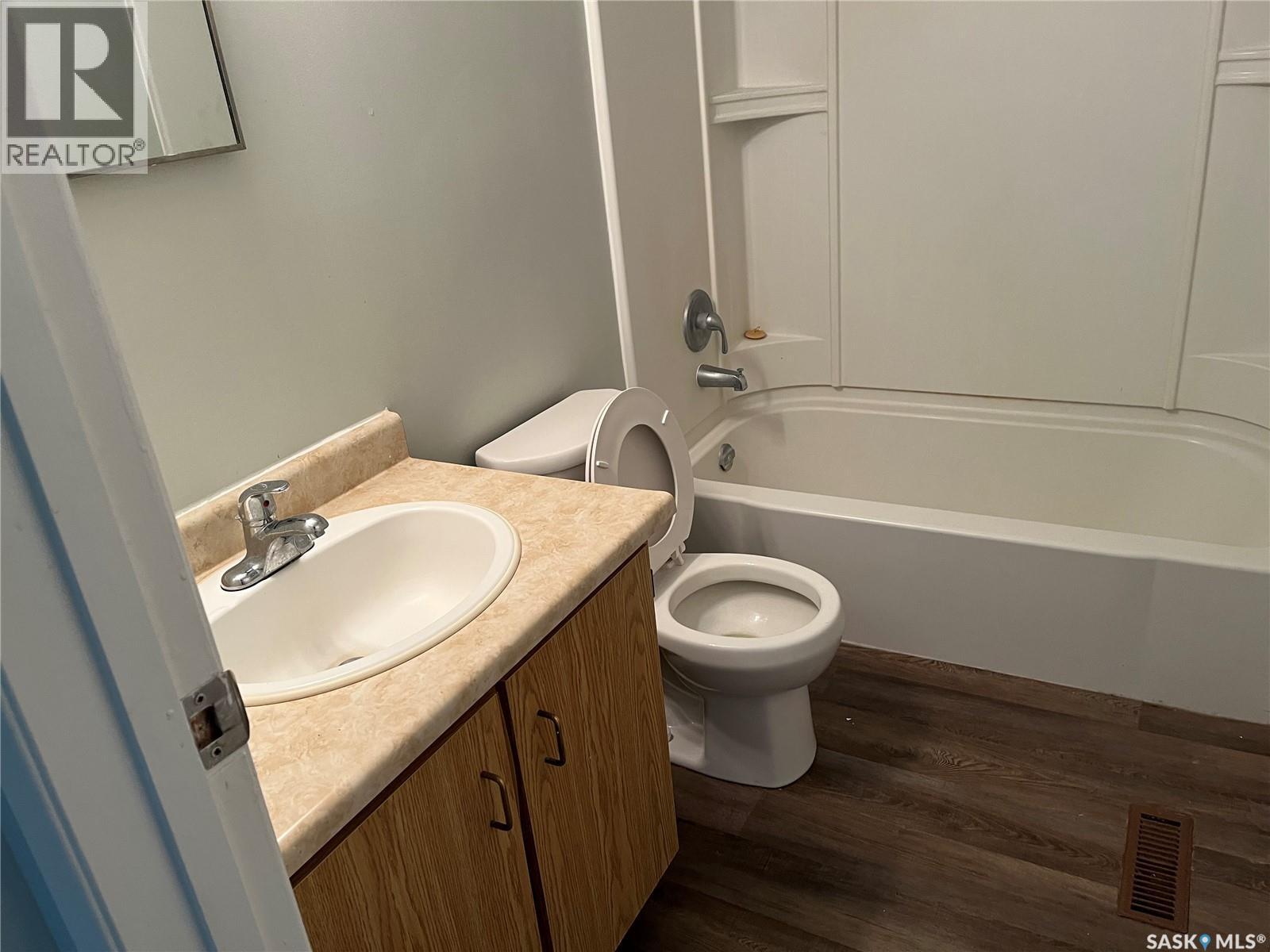 11 A AVENUE - 18