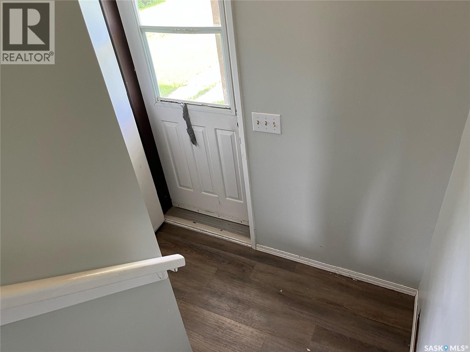 11 A AVENUE - 20