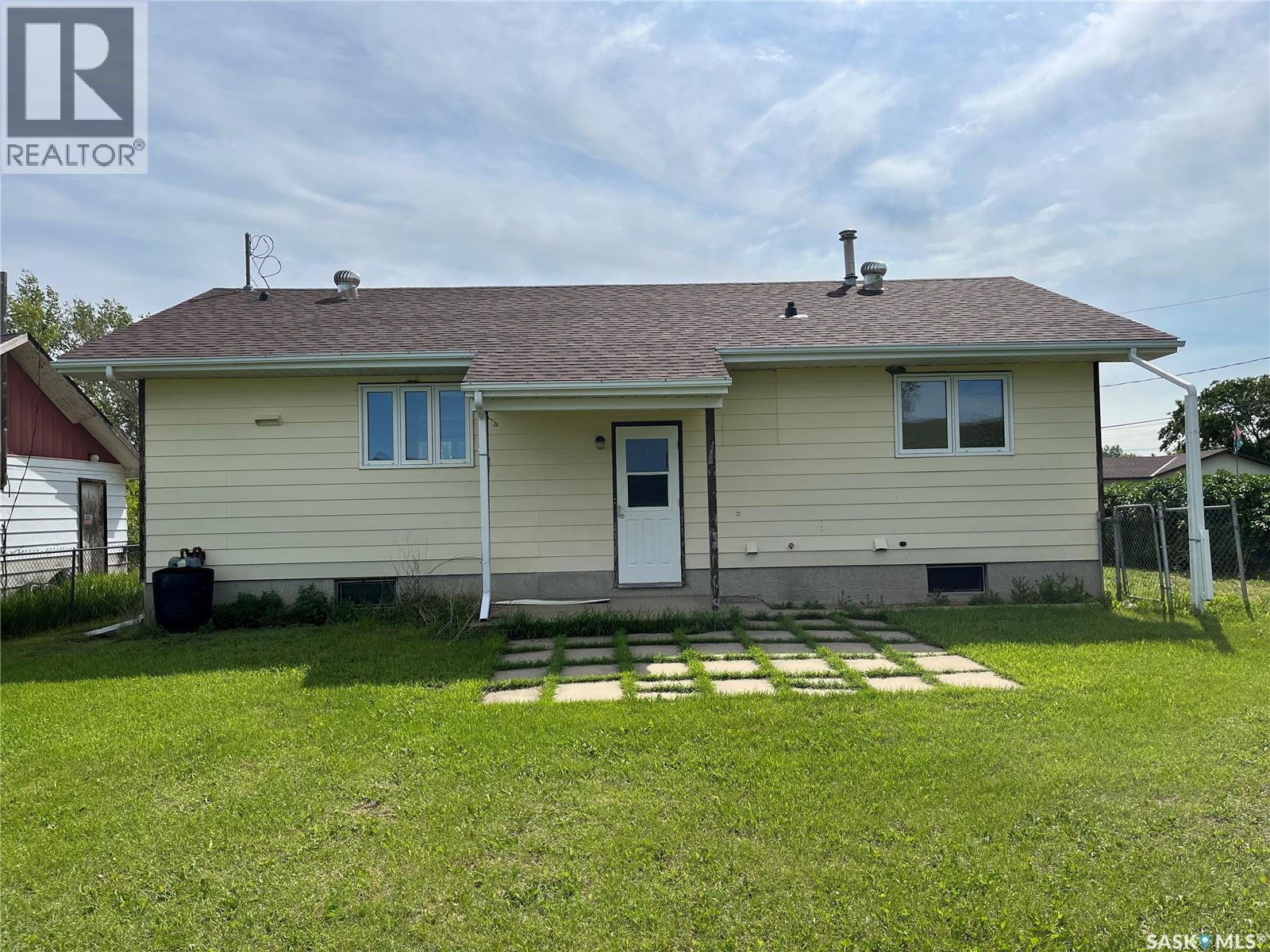 11 A AVENUE - 30