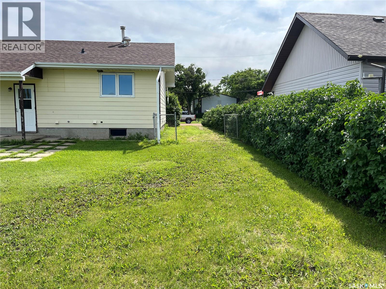 11 A AVENUE - 31