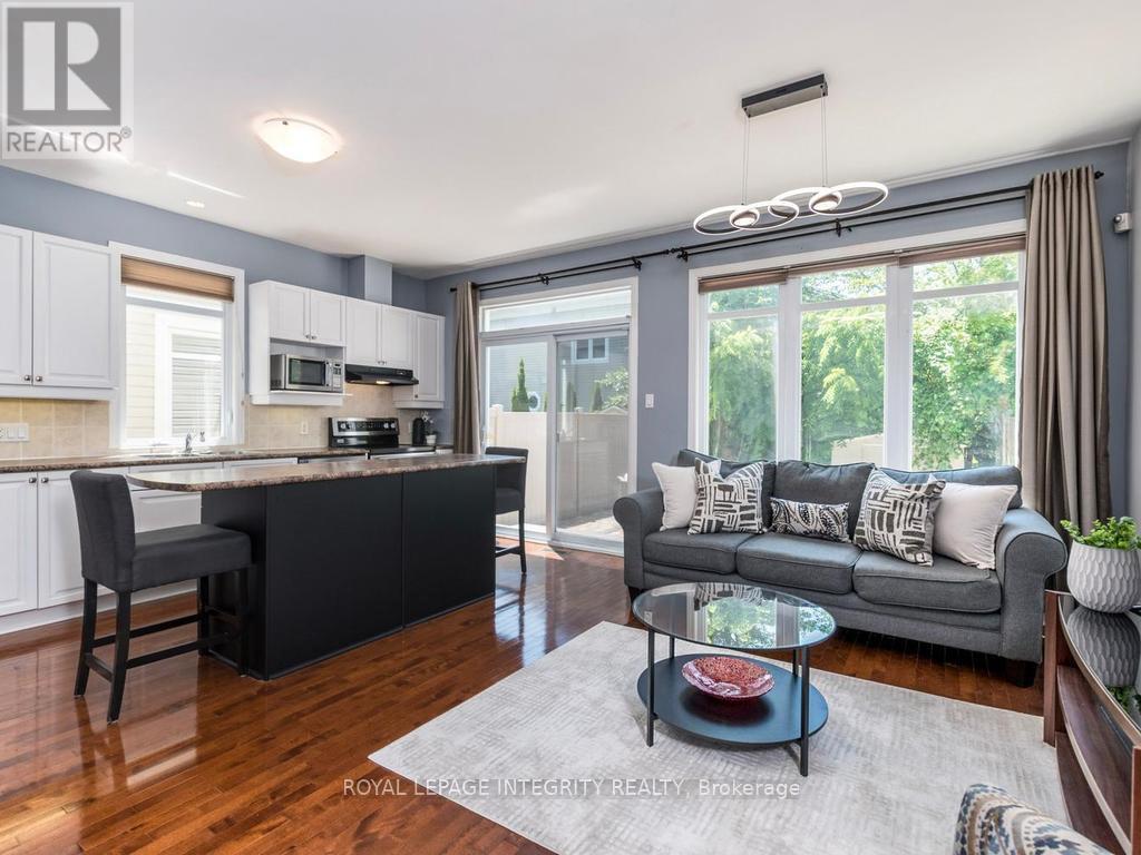 3 Bed, 3 Bath House for Sale in Ottawa – 64 STEDMAN STREET, Ottawa – MLS# X13517176 - Image 8