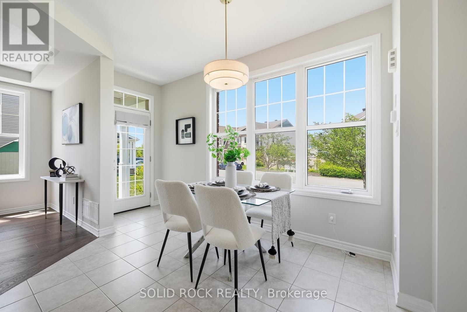 3 Bed, 3 Bath House for Sale in Ottawa – 2514 HALF MOON BAY ROAD, Ottawa – MLS# X13517186 - Image 22