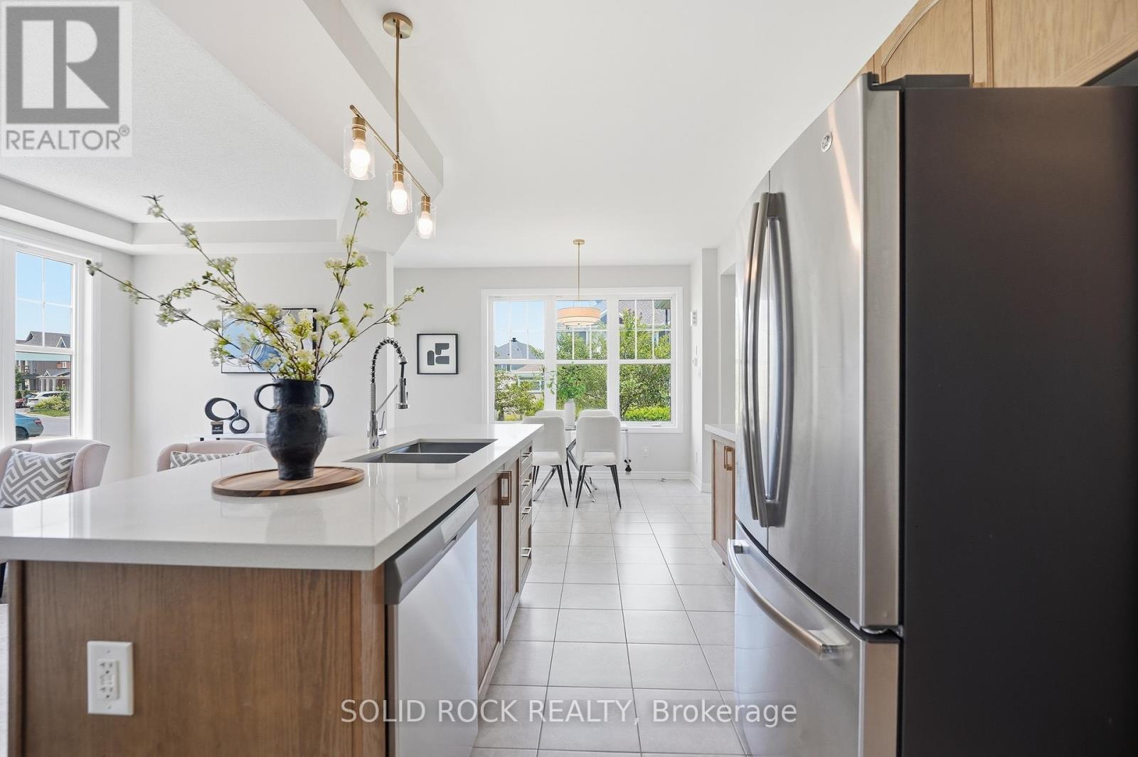 3 Bed, 3 Bath House for Sale in Ottawa – 2514 HALF MOON BAY ROAD, Ottawa – MLS# X13517186 - Image 31