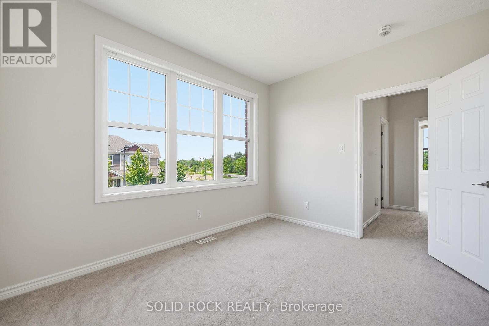 3 Bed, 3 Bath House for Sale in Ottawa – 2514 HALF MOON BAY ROAD, Ottawa – MLS# X13517186 - Image 45
