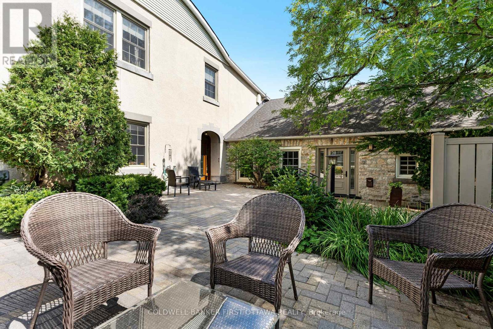 7A LEWIS STREET - 31