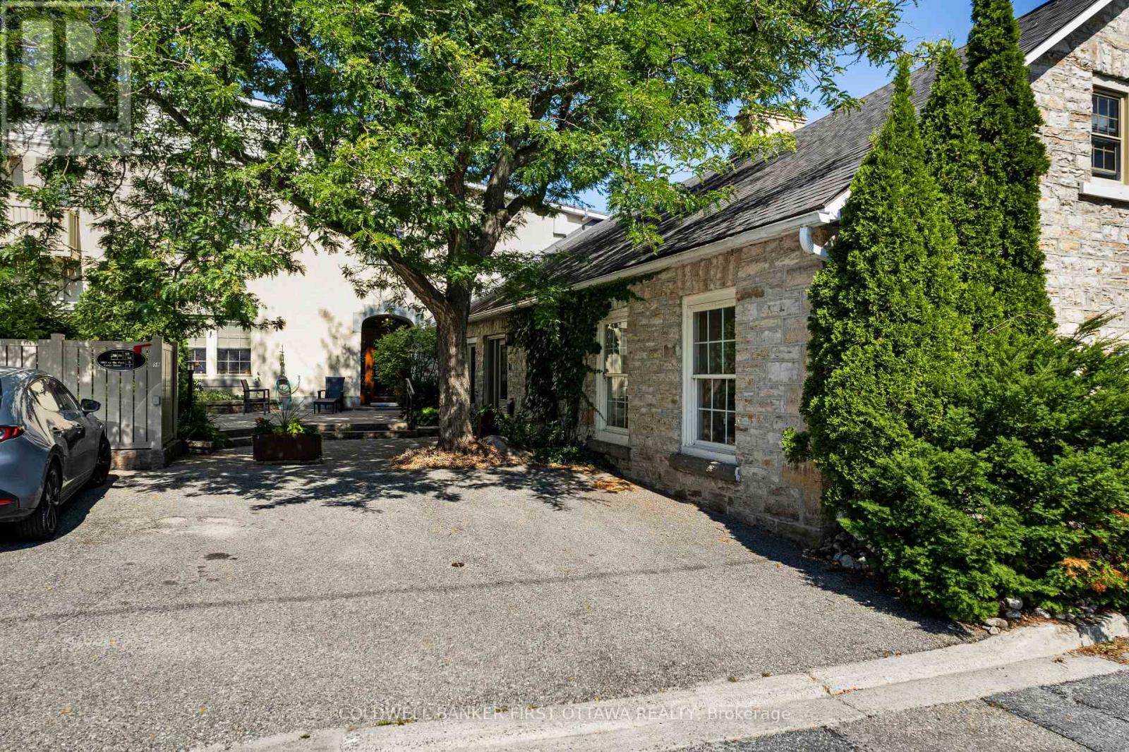 7A LEWIS STREET - 33