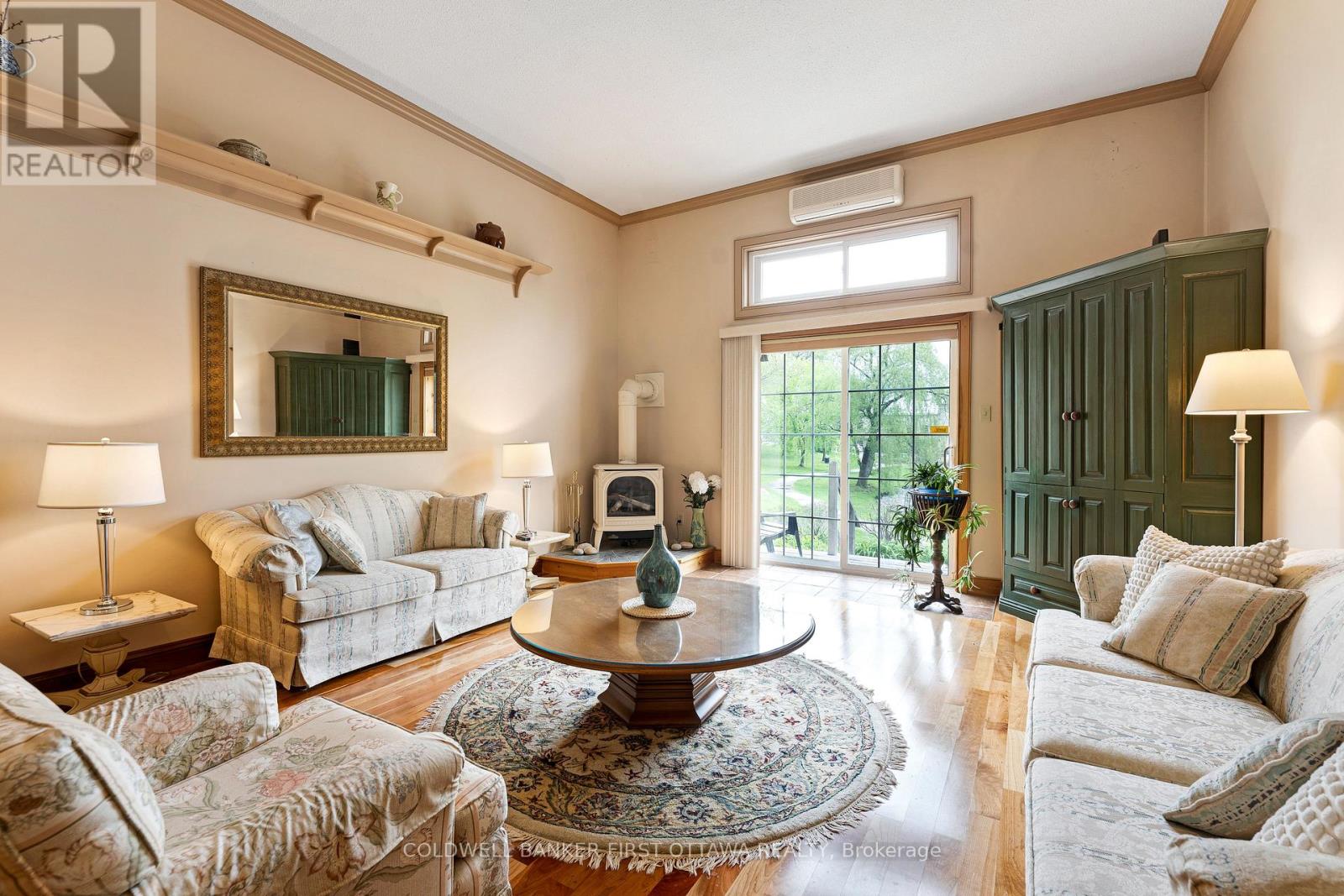 7A LEWIS STREET - 9