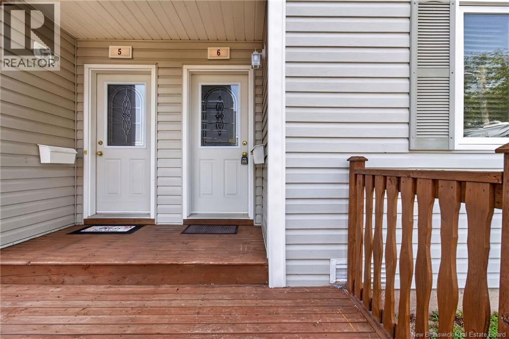 #6 50 Damien Street - Image 5