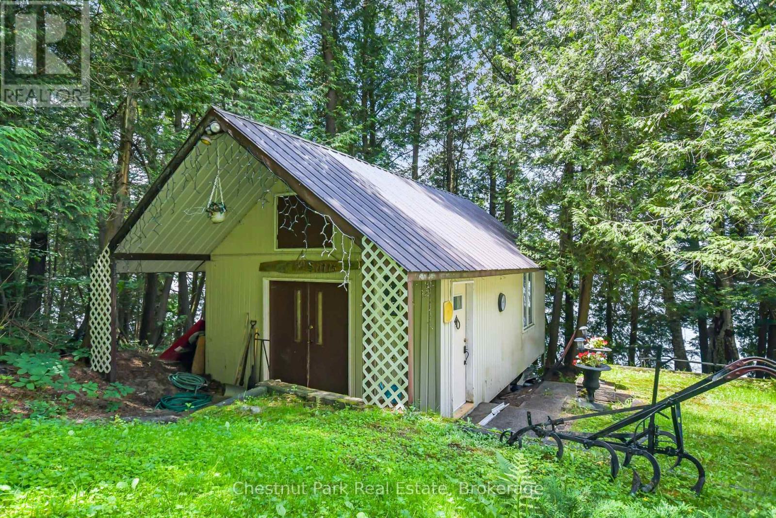 58 SKYLINE DRIVE - 38