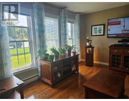 34 Grandview Crescent thumbnail 11