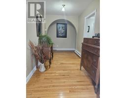 34 Grandview Crescent thumbnail 12