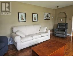 34 Grandview Crescent thumbnail 6