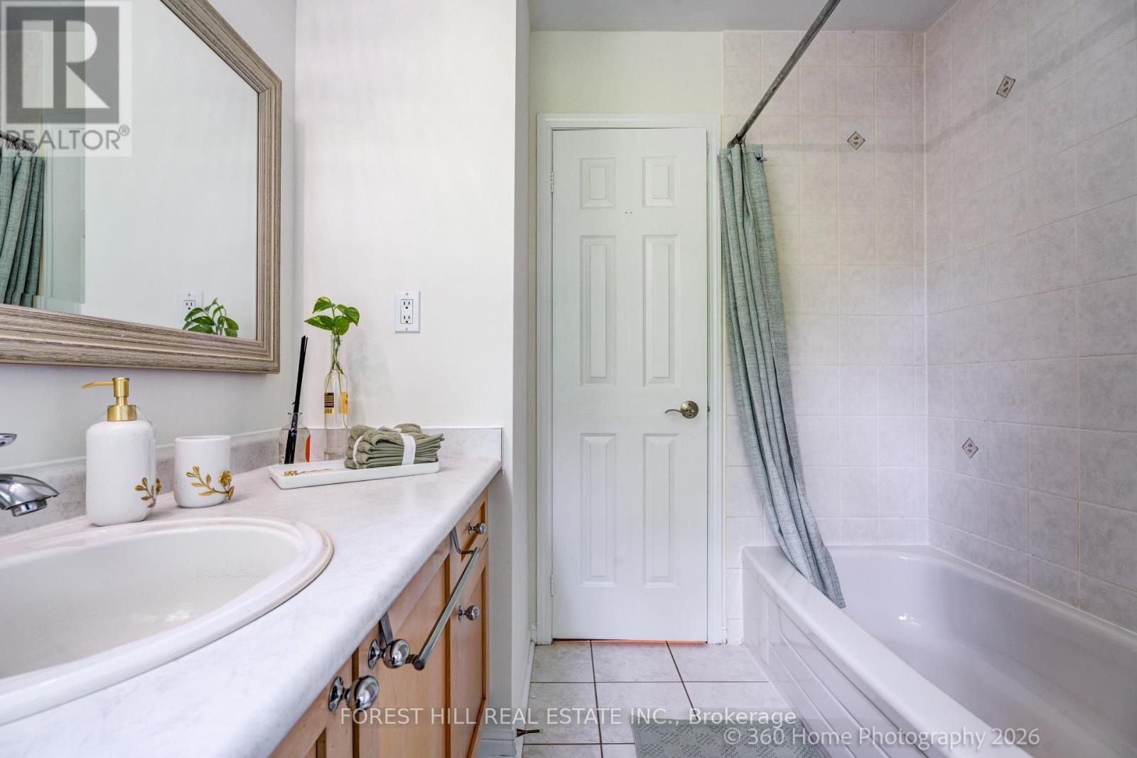 1148 BARCLAY CIRCLE - 25