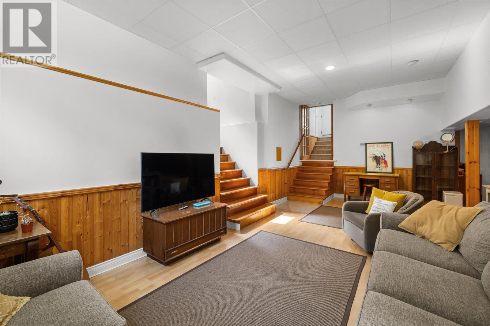 409 Maple Grove Road - 21