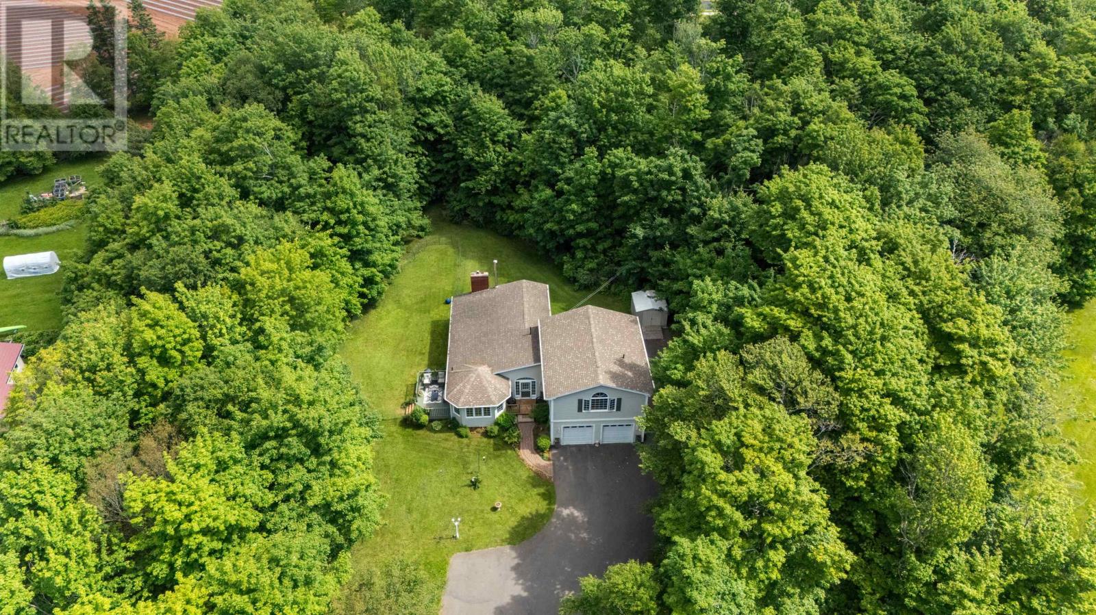409 Maple Grove Road - 45