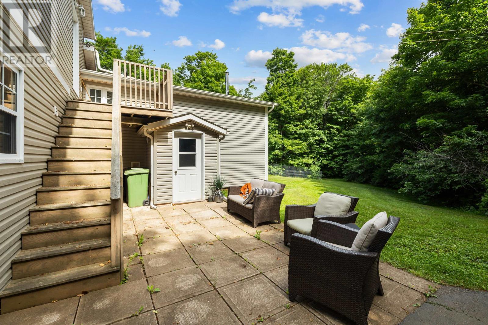 409 Maple Grove Road - 6