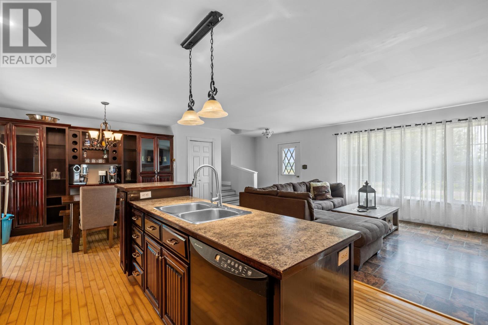 104 North Tryon Cross Road - 13