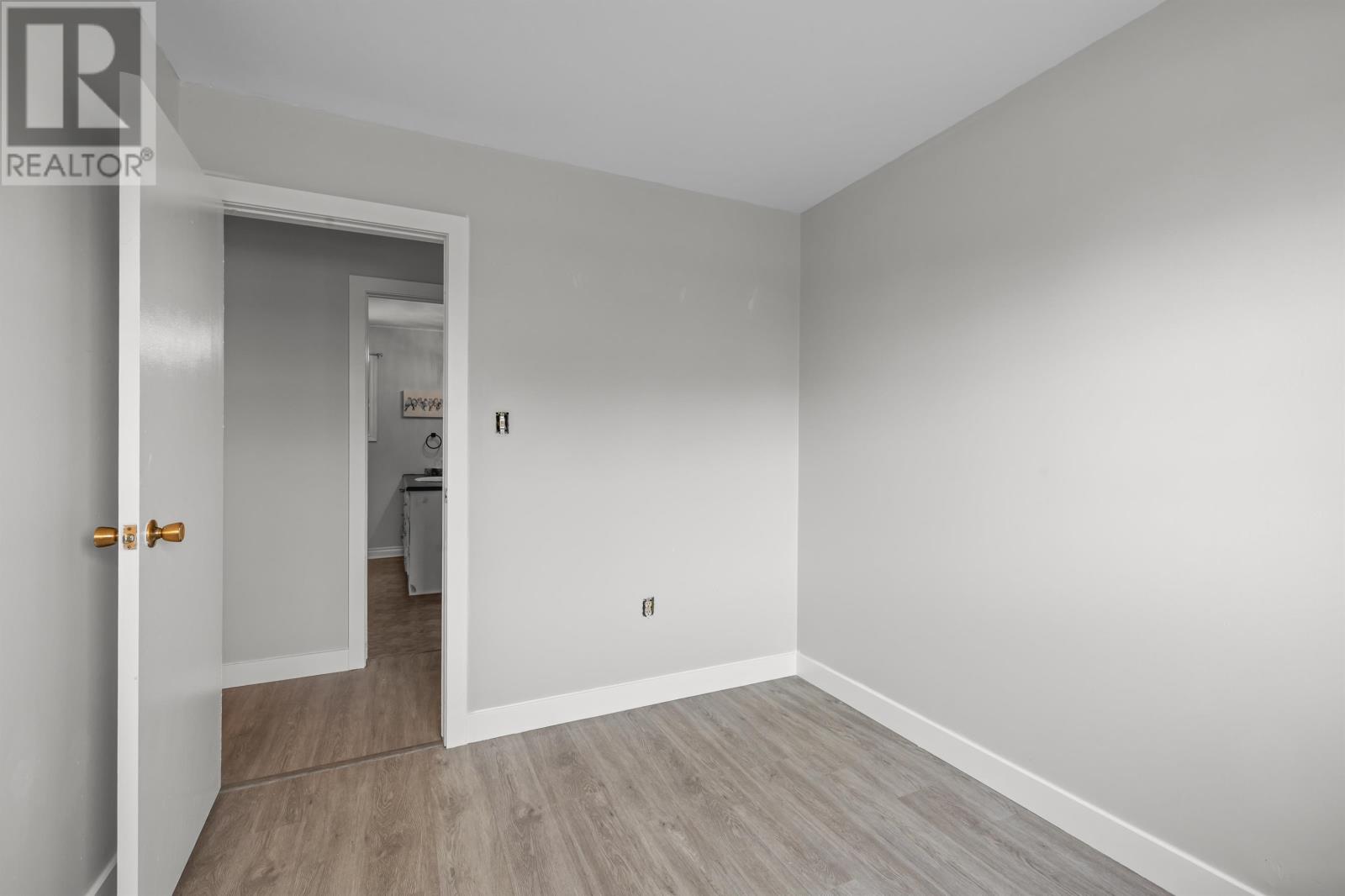 104 North Tryon Cross Road - 19