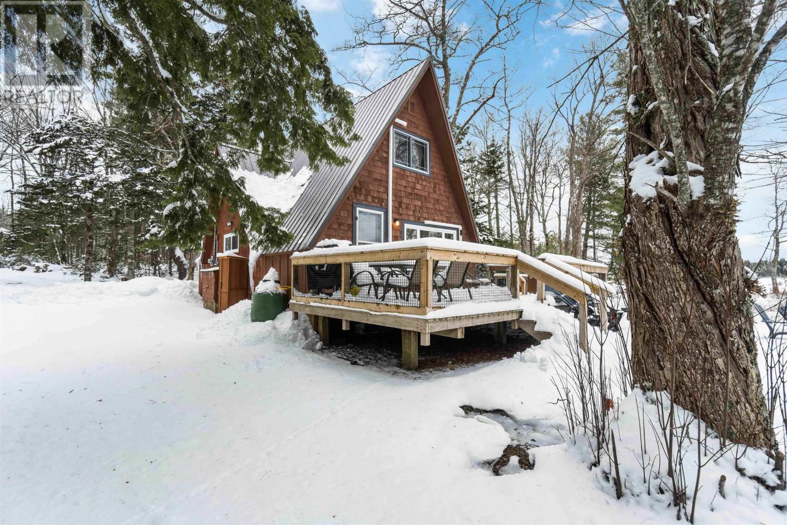 110 East Lake Road - 3