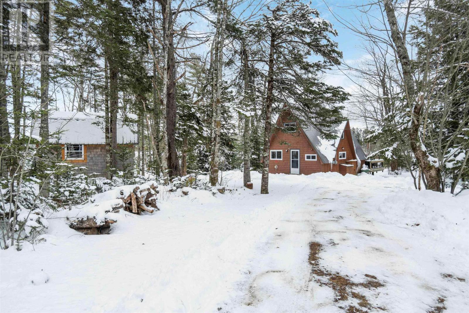 110 East Lake Road - 6