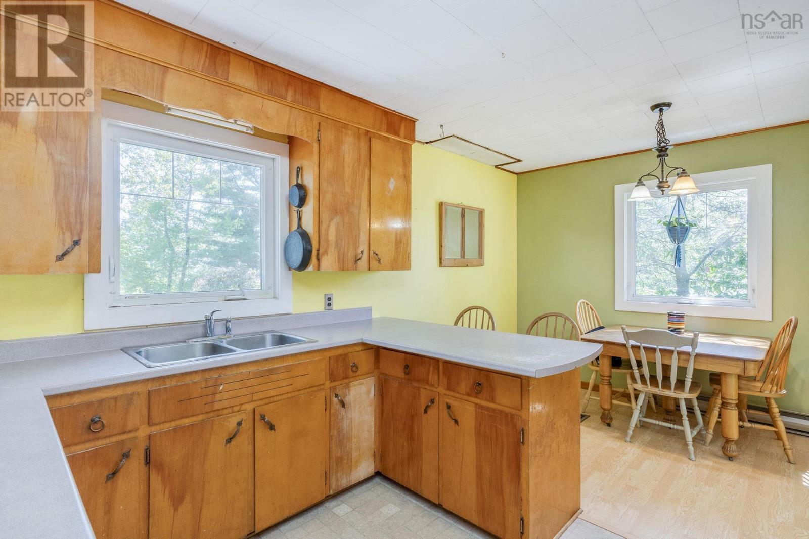 1017 Scott Drive - 4