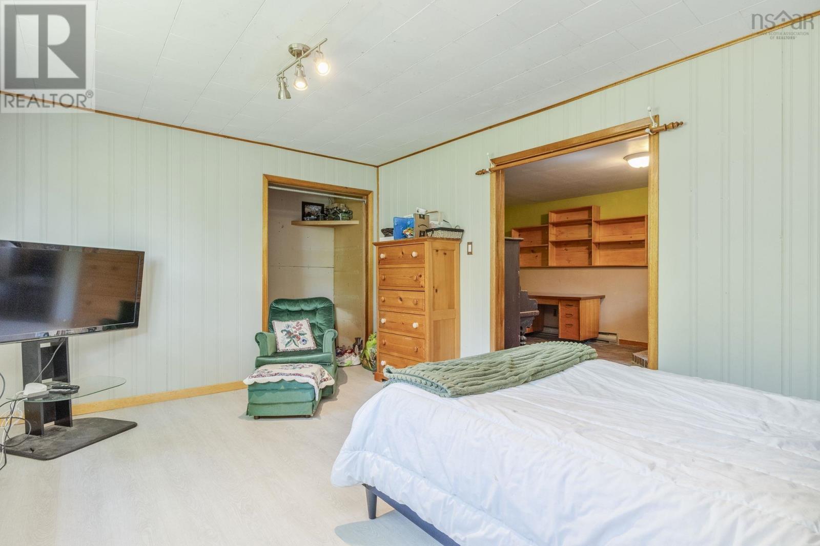 1017 Scott Drive - 32