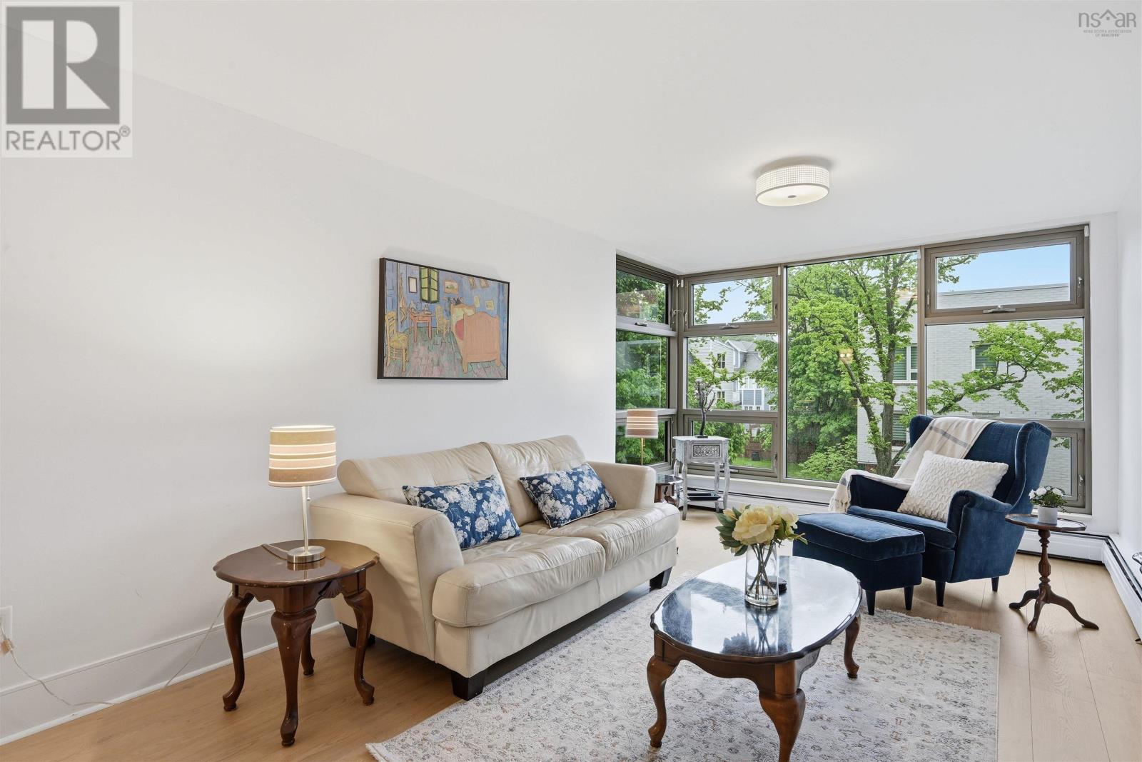 #402 6369 Coburg Road - 15