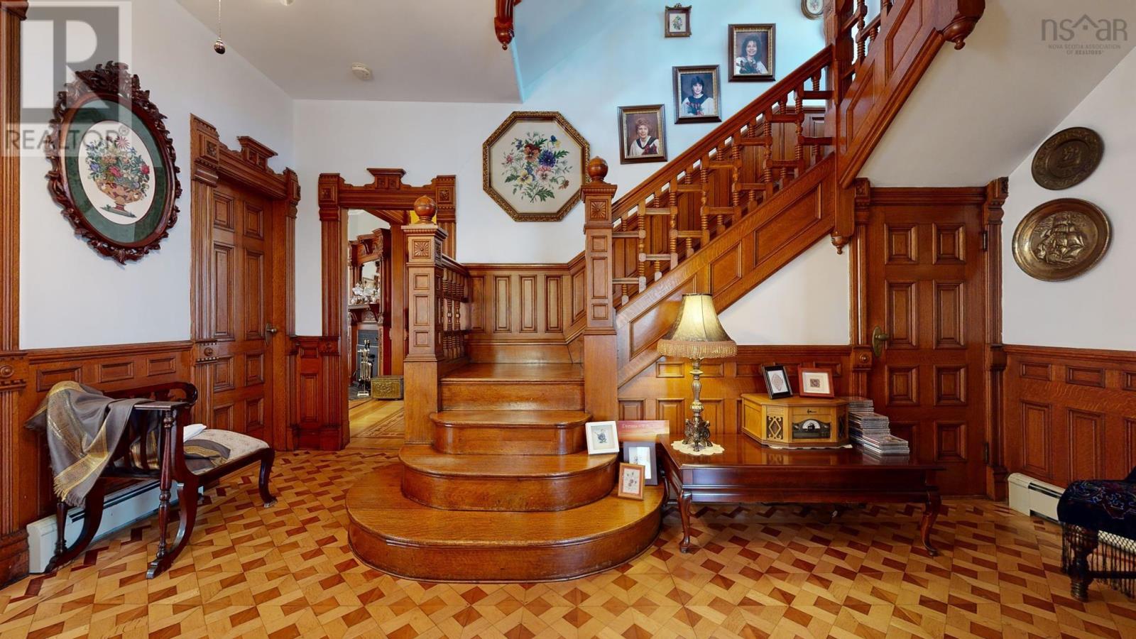 161 Queen Street - 1