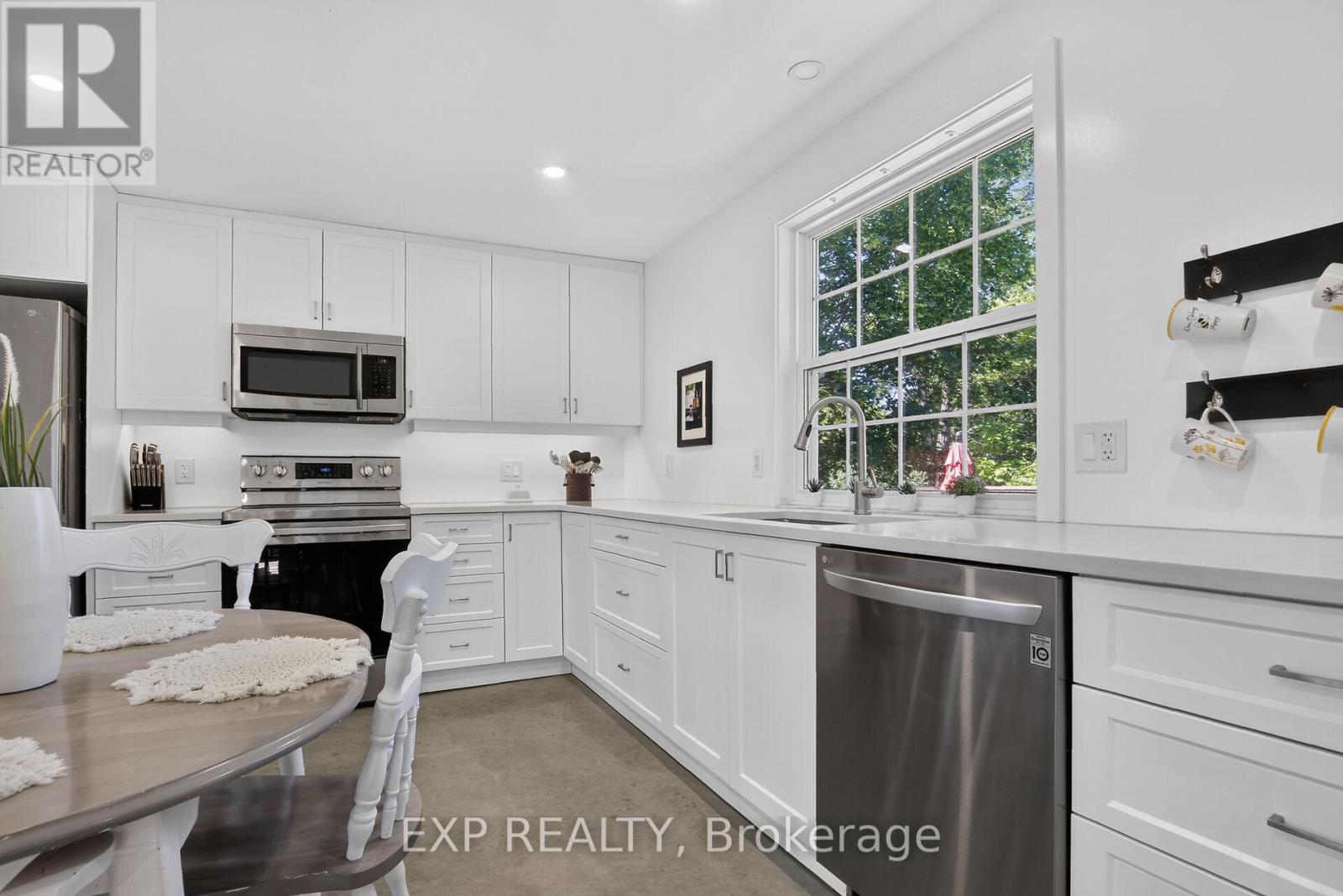 184 JAMES STREET - Image 14