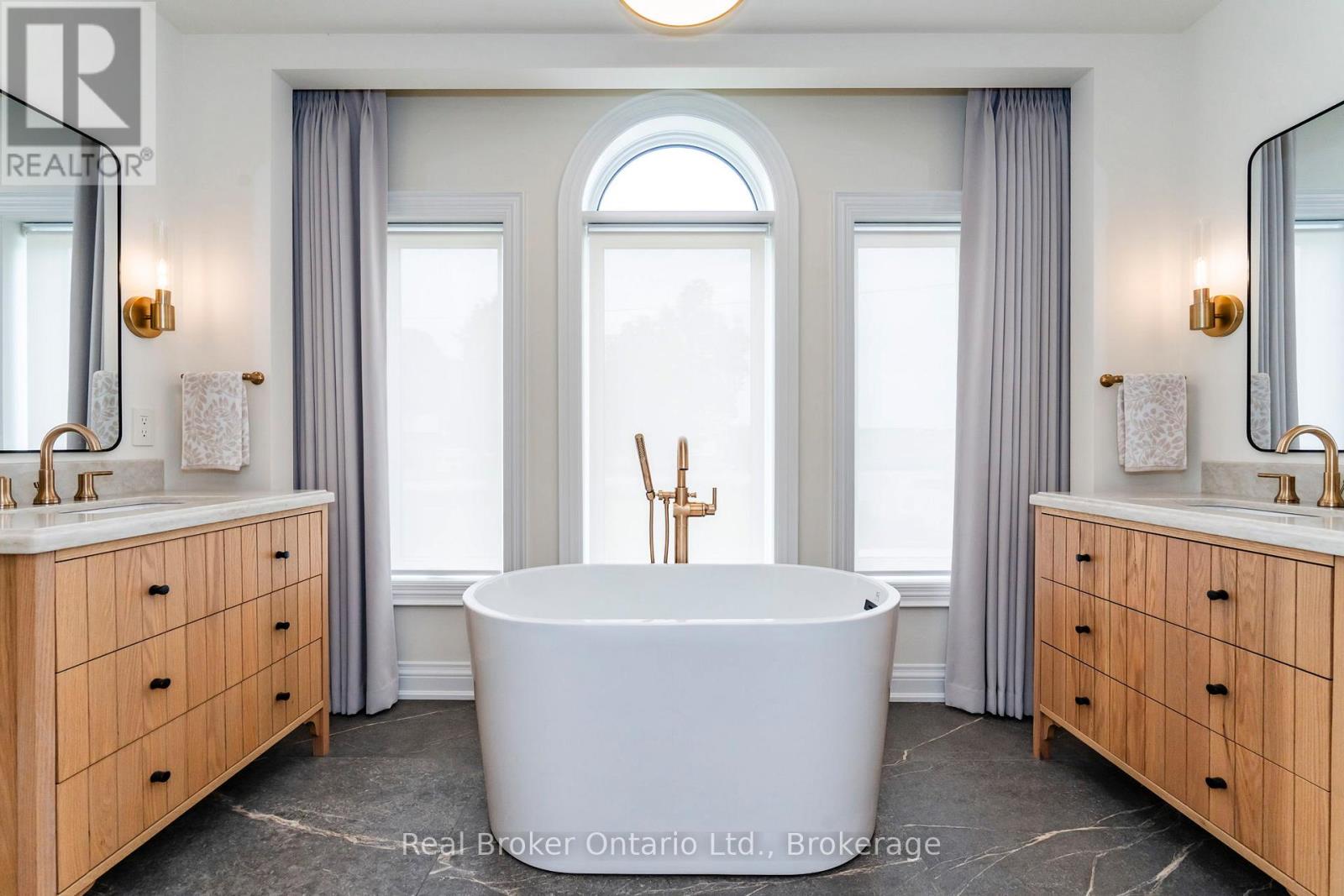 930 MARSHALL ROAD - Image 24