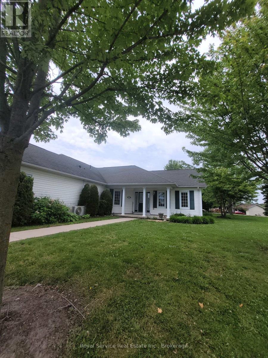 #102 325 DENSMORE ROAD - 14